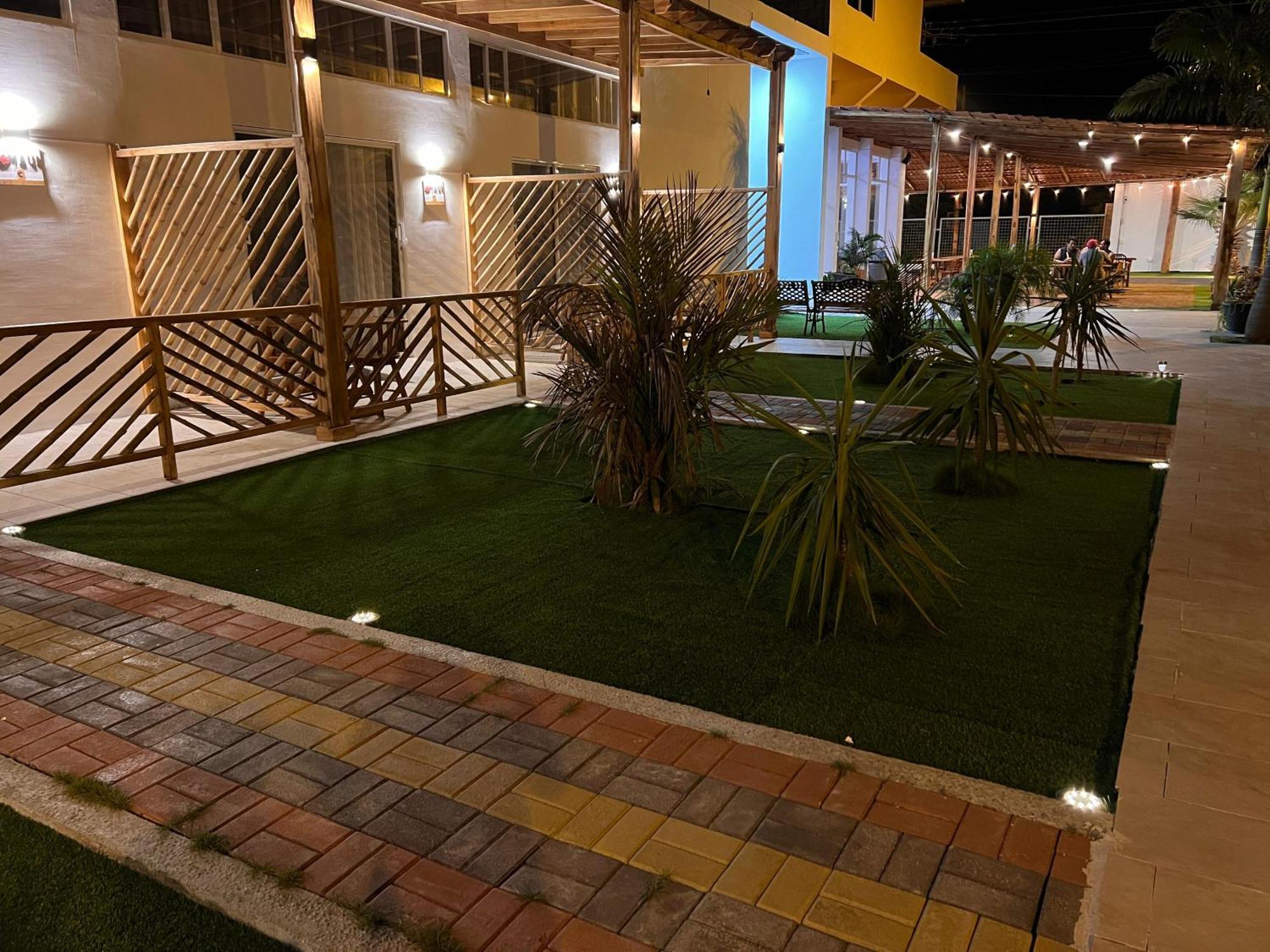 Ohana Beach Hotel Playas Buitenkant foto