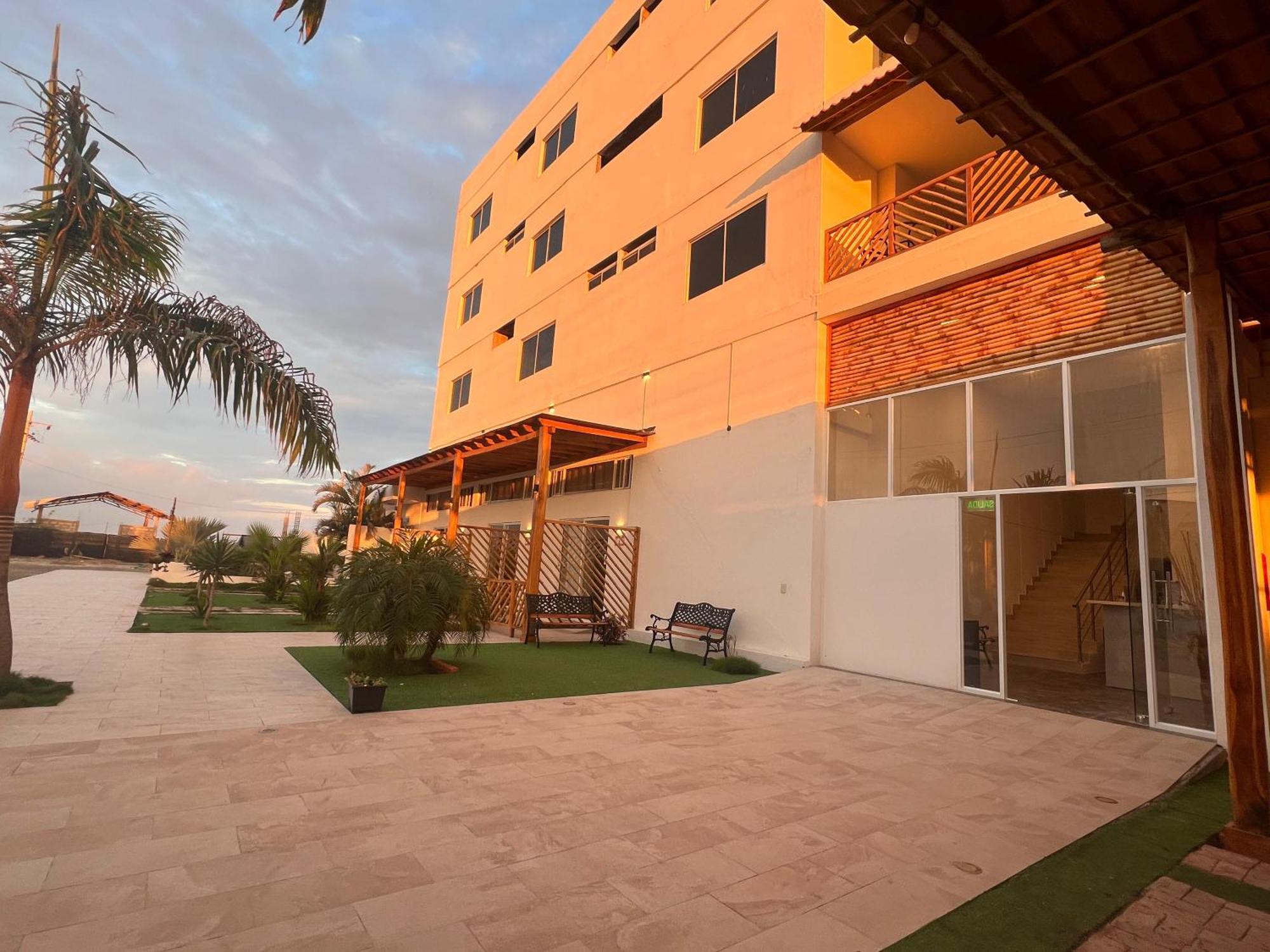 Ohana Beach Hotel Playas Buitenkant foto